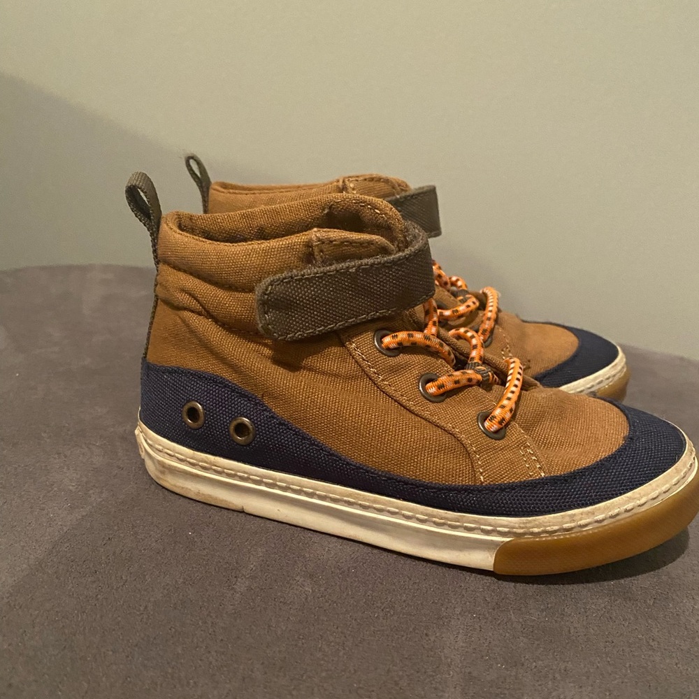 Old Navy size 7